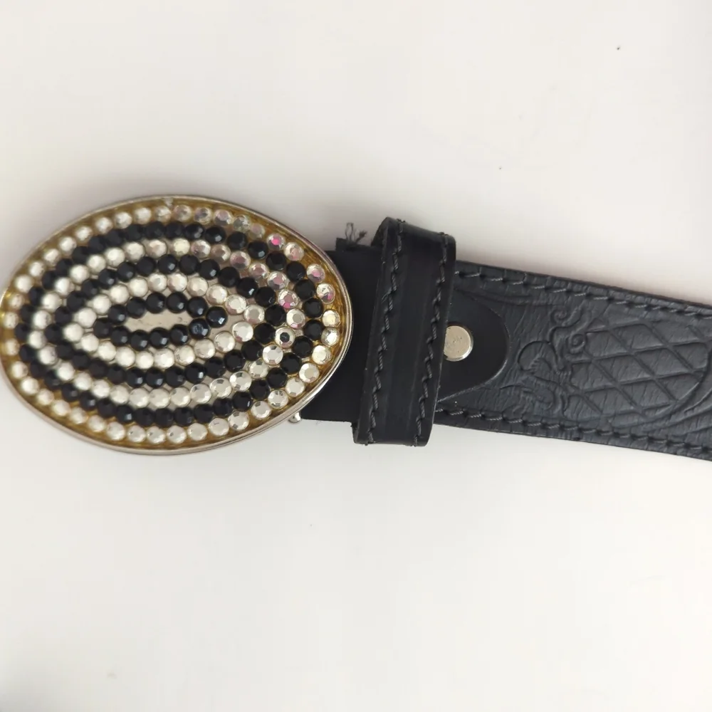 Vintage Leather Western Belt With Diamond and Black Color Rhinestone Loo…